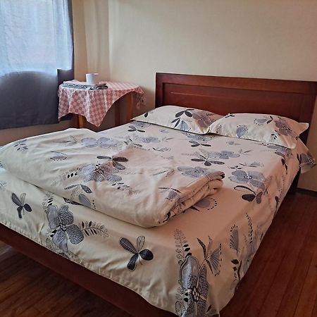 Albergue Camry Backpackers佳美背包客旅馆 Cuenca Exteriör bild