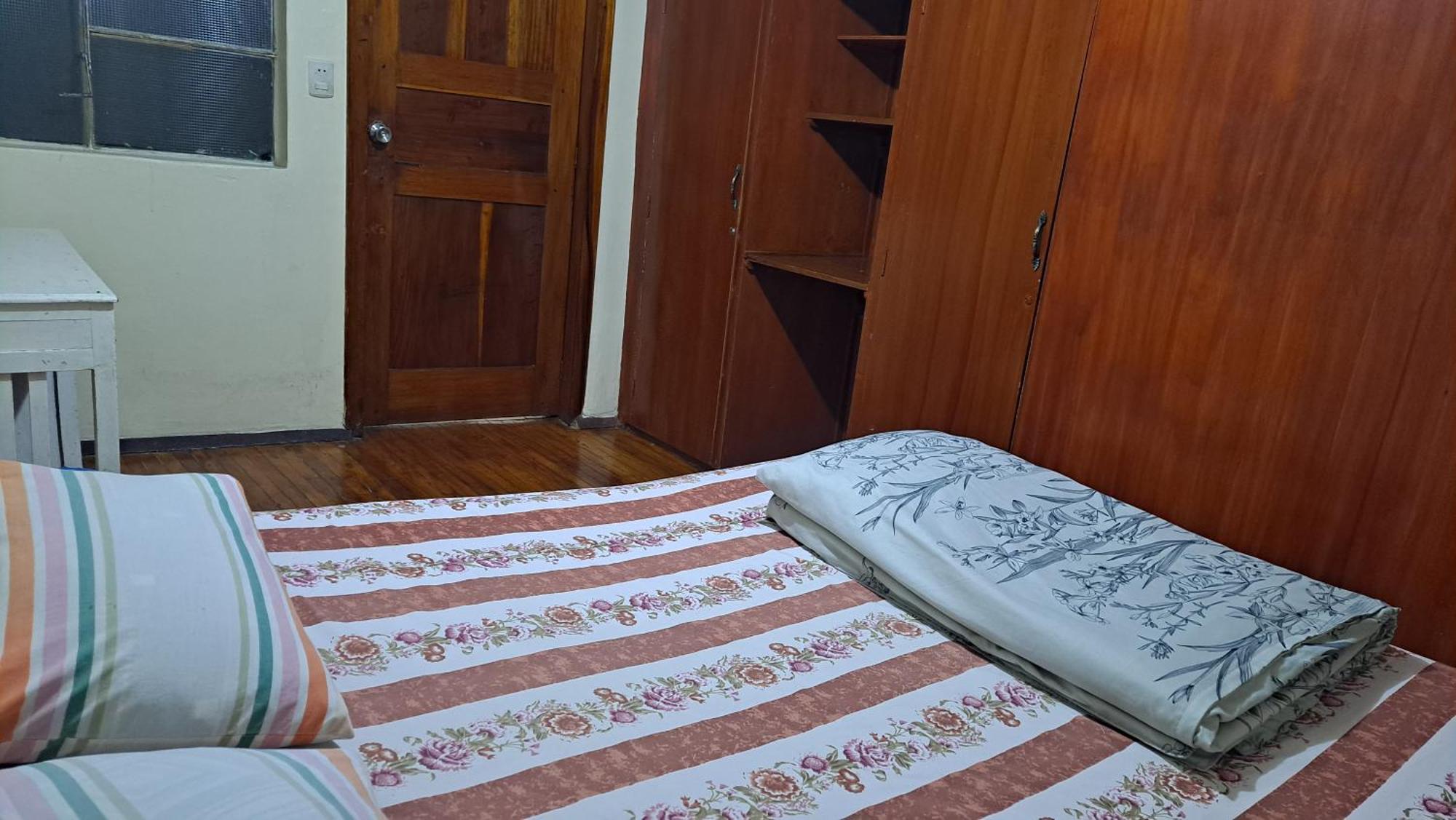 Albergue Camry Backpackers佳美背包客旅馆 Cuenca Exteriör bild