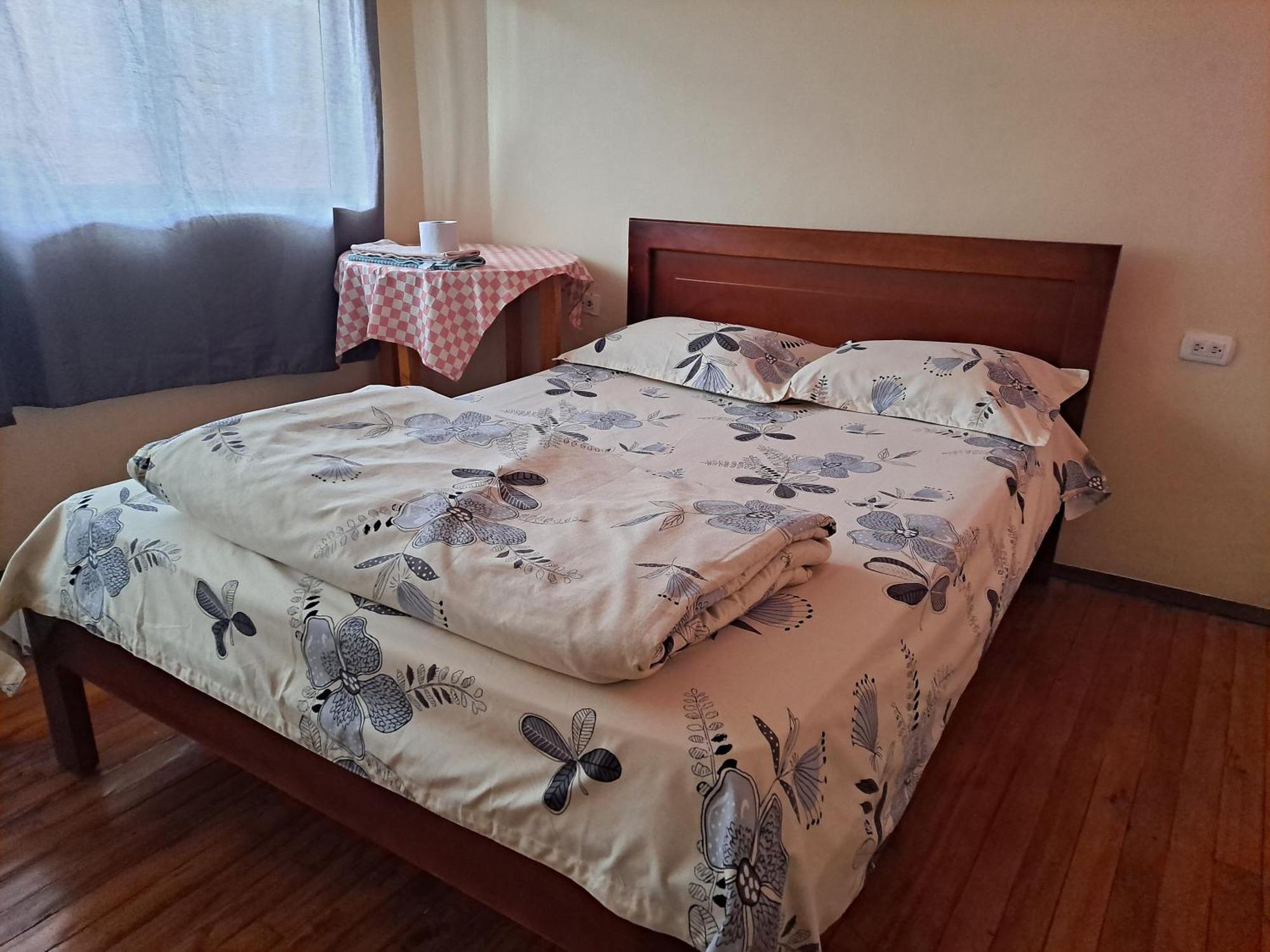 Albergue Camry Backpackers佳美背包客旅馆 Cuenca Exteriör bild